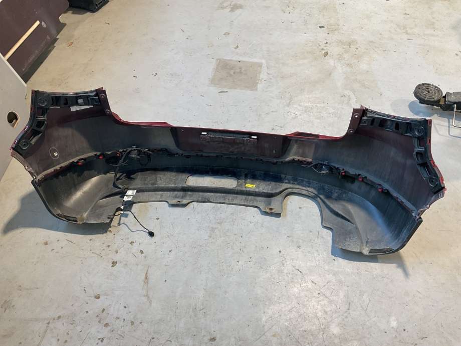Støtfanger bak til VW Tiguan 2007-2011 (Type I, Fase 1)  (VOLKSWAGEN|5N0 807 421 A|5N0 807 521 C|)