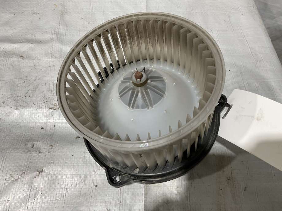 Varmeapparat motor til Toyota Hiace 1996-2001 (Fase 1)  (TOYOTA|8710333041|)