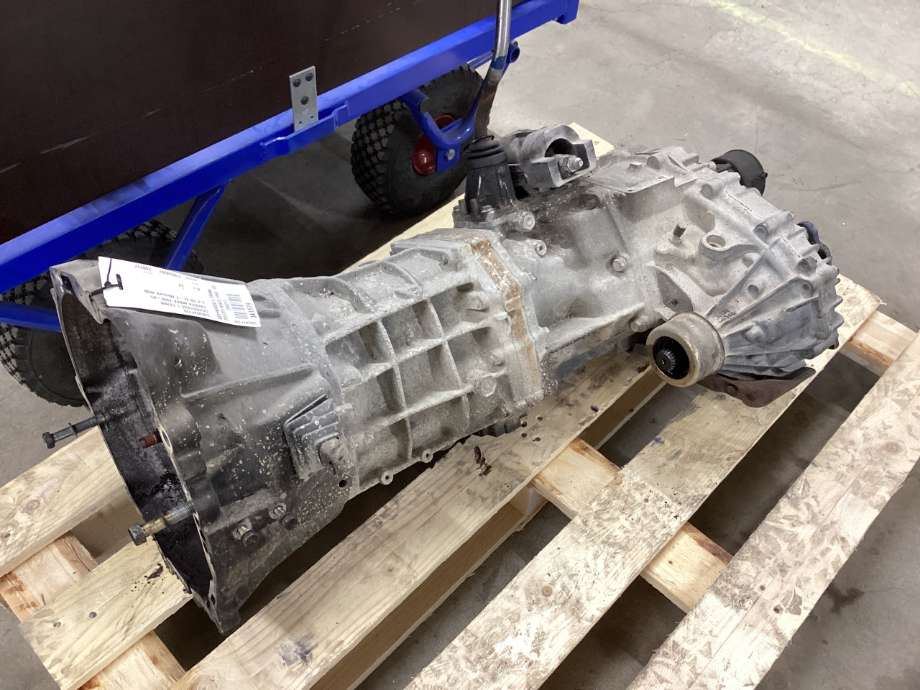 Girkasse manuell til Toyota Hiace 1996-2001 (Fase 1)  (TOYOTA|330302F120|)