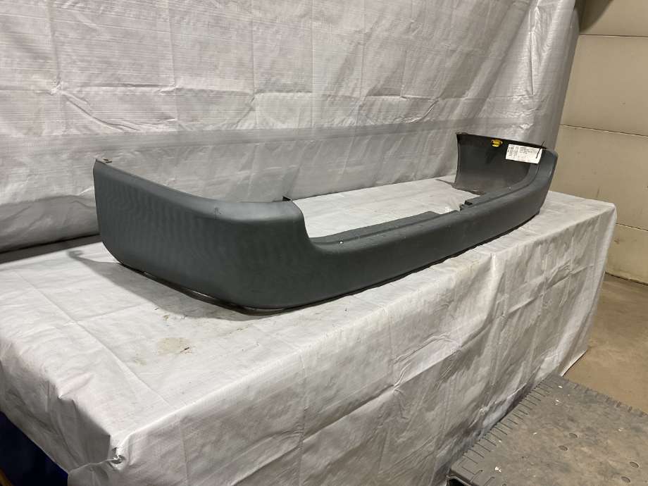 Støtfanger bak til Toyota Hiace 1996-2001 (Fase 1) (TOYOTA|5215926070|)