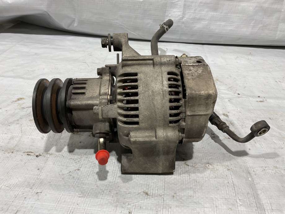 Dynamo til Toyota Hiace 1996-2001 (Fase 1)  (TOYOTA|2706054140|)