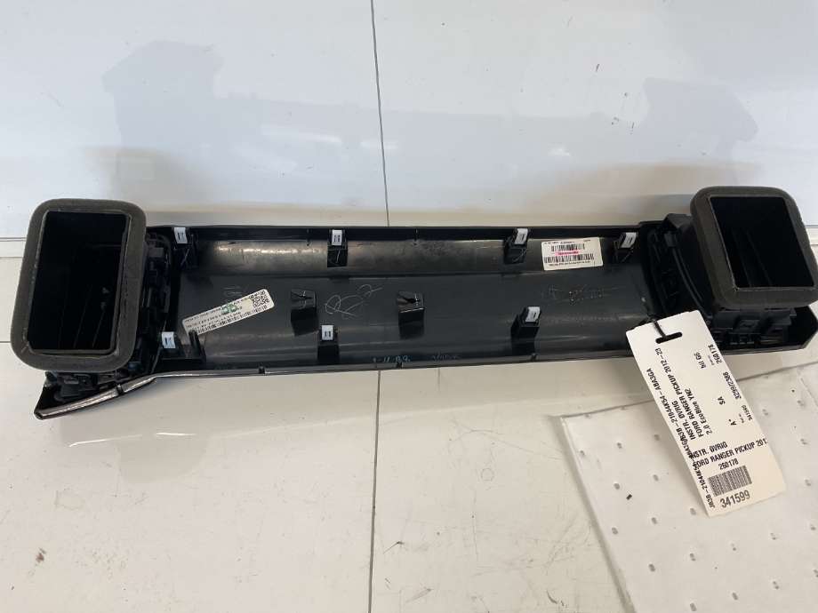 Instrument diverse til Ford Ranger / Ranger Raptor 2015-2022 (FORD|JB3B-21044K54-ABA3GA|)