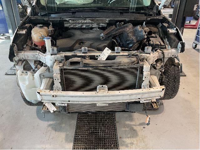Støtfangerforsterkning foran til Ford Edge 2016-2019 (FORD|GT4B-R10922-AE|)