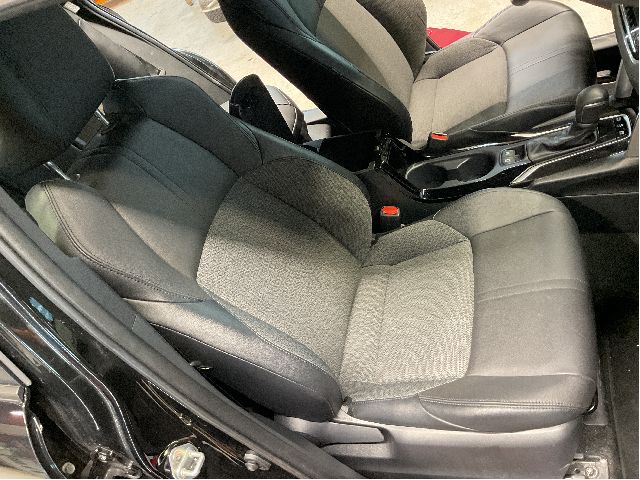Sete foran høyre til Toyota Corolla Cross, 2022-->>  (TOYOTA|)