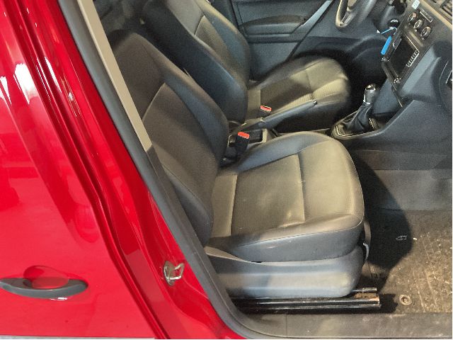 Sete foran høyre til VW Caddy 2015-2020 (Type III, Fase 3)  (VOLKSWAGEN|)