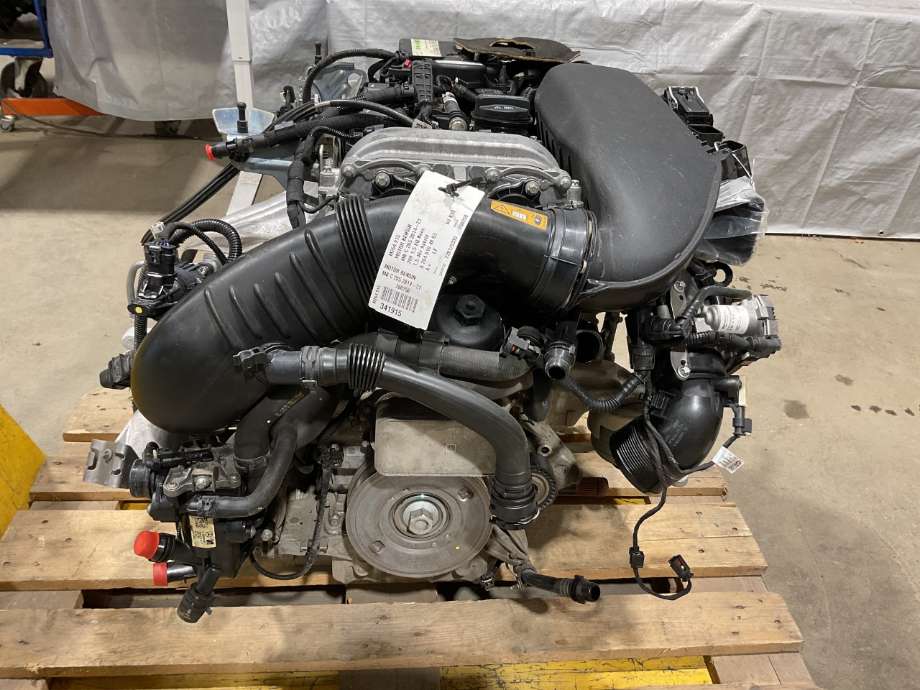 Motor bensin til Mercedes C-Klasse 2018-2021 (Fase 2) (W205) (W205) (MERCEDES|M264.915|A 264 010 48 03|A 264 010 76 07)