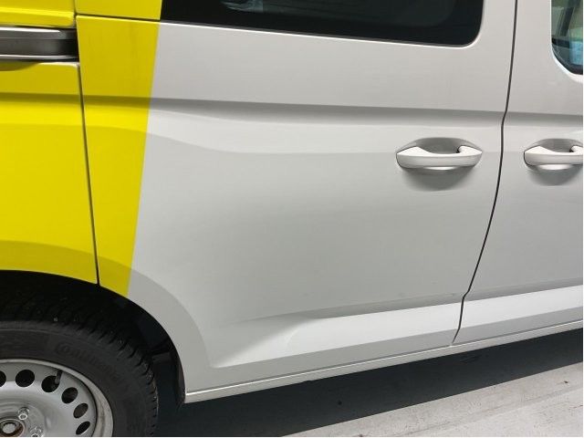 Dør høyre skyvedør til VW Caddy 2020-->> (Type IV)  (VOLKSWAGEN CADDY KORT VAREBIL|2K7 843 108 BJ|)