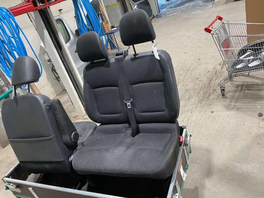 Sete foran høyre til Opel Vivaro B 2014-2019  (OPEL|)