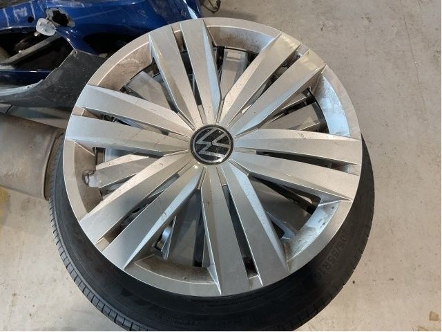 Hjulsett stål vinter til VW Caddy 2020-->> (Type IV)  (VOLKSWAGEN CADDY KORT VAREBIL|5R3 601 027|205/60R16 96T|5X112 ET48  NAV57)