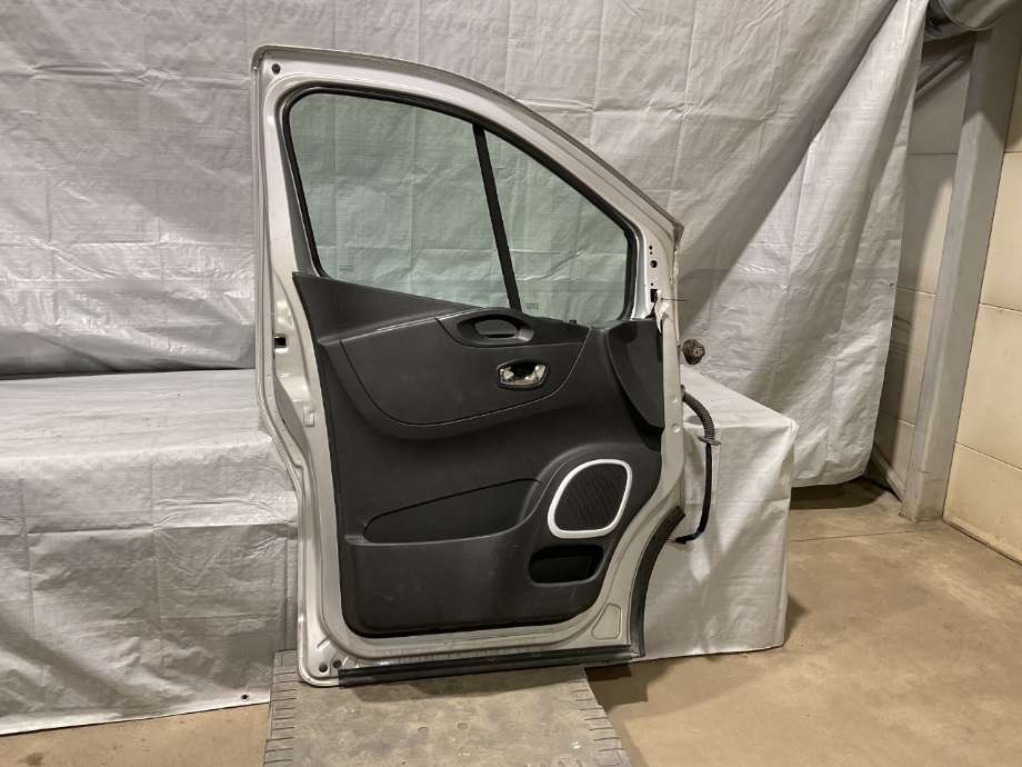 Dør venstre foran til Opel Vivaro B 2014-2019  (OPEL|93455816|)
