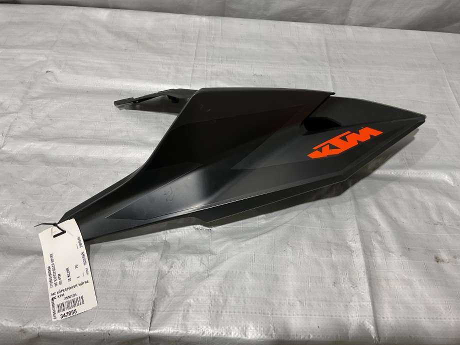 Diverse deler til MC KTM Øvrige, 0-->>  (KTM KTM 1290 Super Duke KTM Su|61708051000EBA)