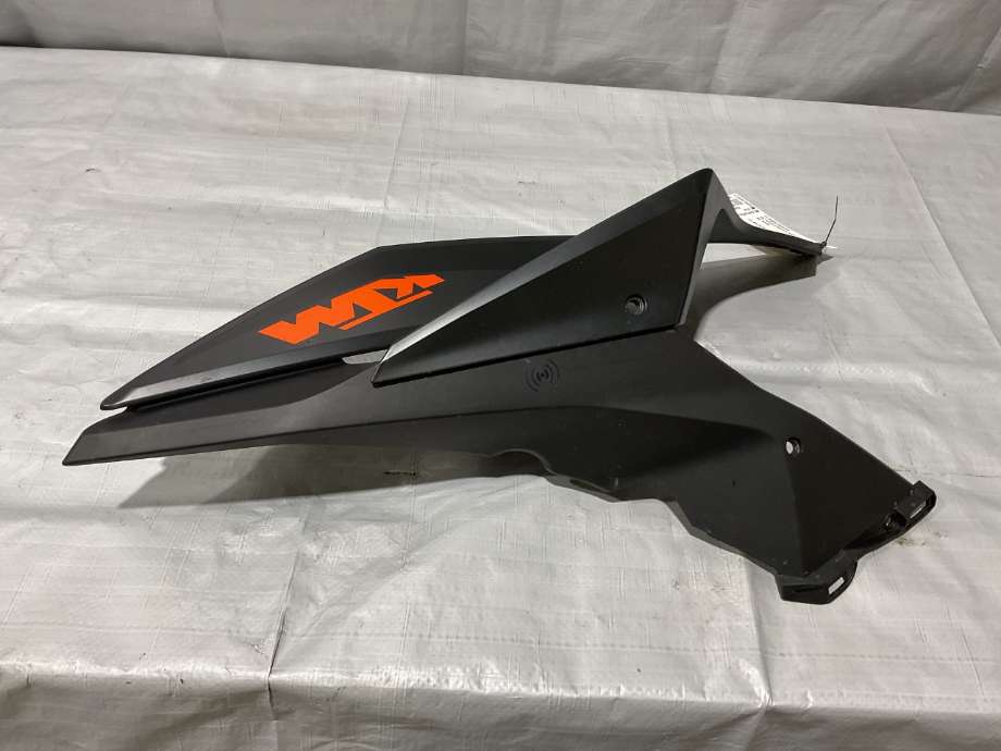 Diverse deler til MC KTM Øvrige 0-->> (KTM KTM 1290 Super Duke KTM Su|61708051000EBA|)