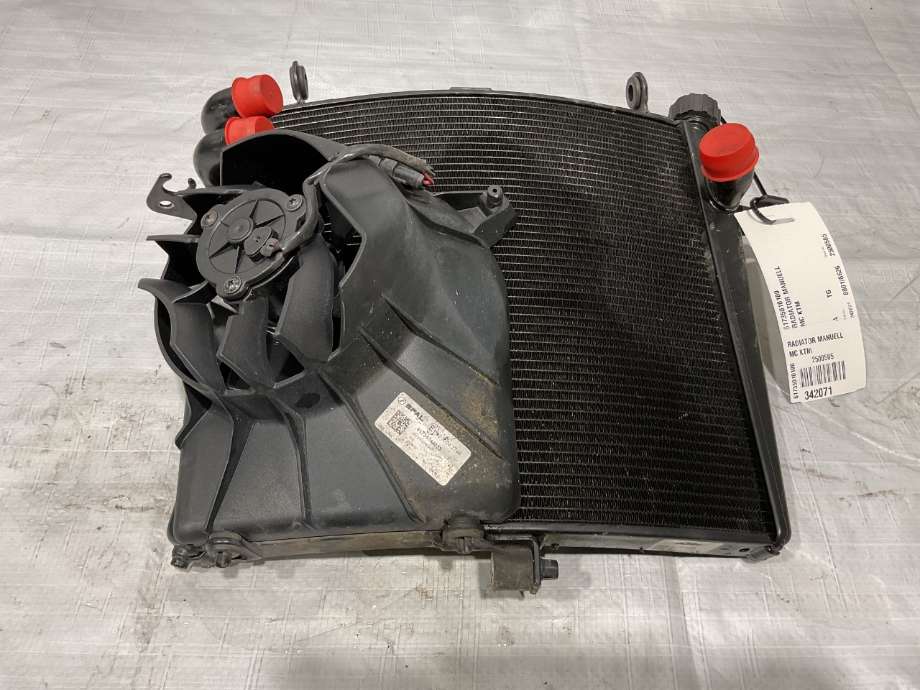 Radiator (manuell gir) til MC KTM Øvrige, 0-->>  (KTM KTM 1290 Super Duke KTM Su|61735010100)