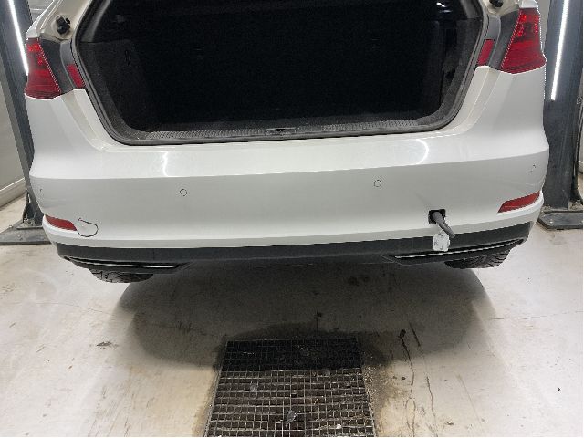 Støtfanger bak til Audi A3 2012-2016 (Type III, Fase 1) (AUDI|8V4 807 067 G|)