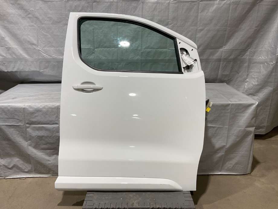 Dør høyre foran til Citroën Jumpy, 2016-->> (Type III)  (CITROEN|98 118 935 80)