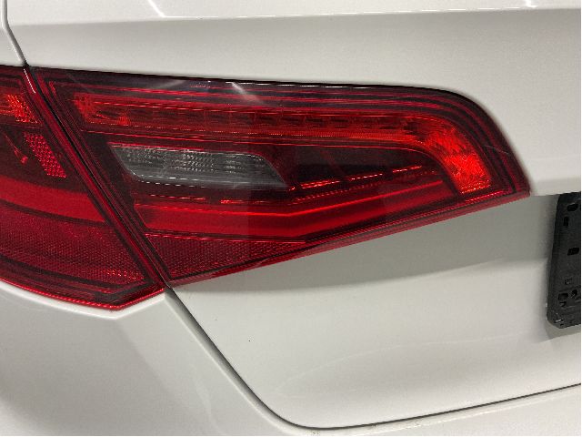 Baklykt venstre indre til Audi A3, 2012-2016 (Type III, Fase 1)  (AUDI|8V4 945 093 A)