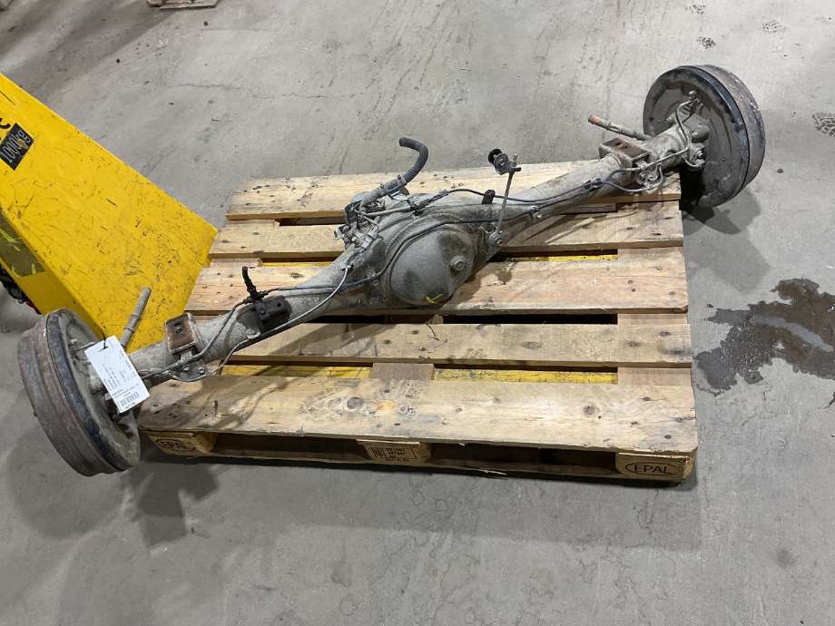 Bakaksel til Toyota Hilux 2006-2011  (TOYOTA|4111071370|421100K381|)