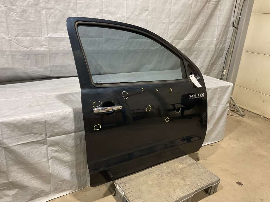 Dør høyre 2dørs til Toyota Hilux 2006-2011  (TOYOTA|670020K020|670010K020|)