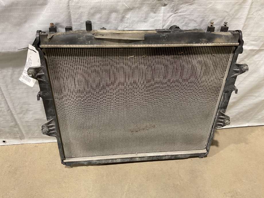 Radiator (manuell gir) til Toyota Hilux 2006-2011  (TOYOTA|164000L120|)