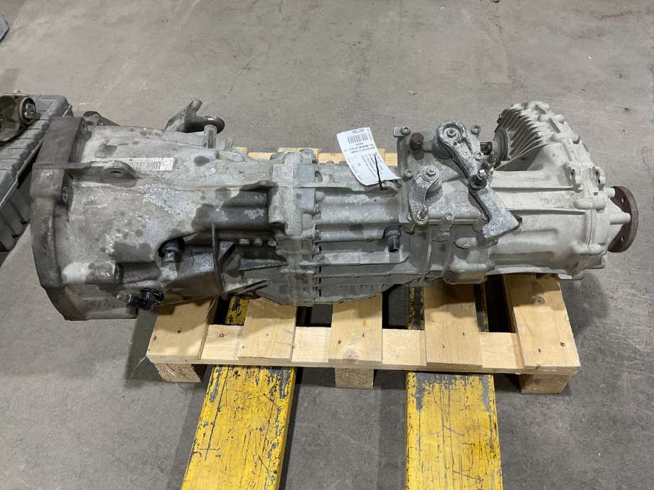 Girkasse manuell 6-trinn til VW Amarok 2010-2016 (Type I, Fase 1)  (VOLKSWAGEN|0C6 300 027|)