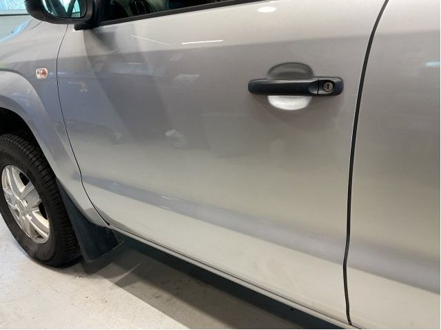 Dør venstre foran til VW Amarok 2010-2016 (Type I, Fase 1)  (VOLKSWAGEN|2H0 831 055 AG|)