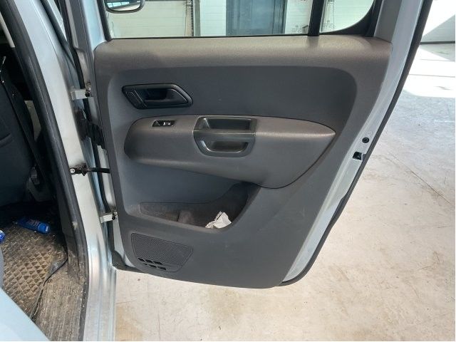 Dør høyre bak til VW Amarok 2010-2016 (Type I, Fase 1)  (VOLKSWAGEN|2H7 833 056 S|)