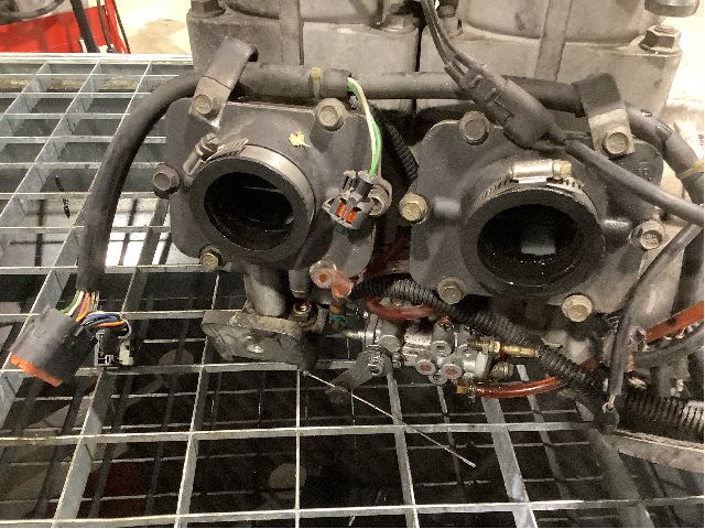 Motor bensin til Snøscooter Polaris øvrige 0-->>  (600 HO RMK|IQ 600 SHIFT CARB|600 HO|2203285)
