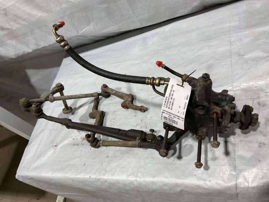 Tannstang til Mercedes 124, 1986-1995 (W124) (W124) (MERCEDES|A 124 460 65 01)