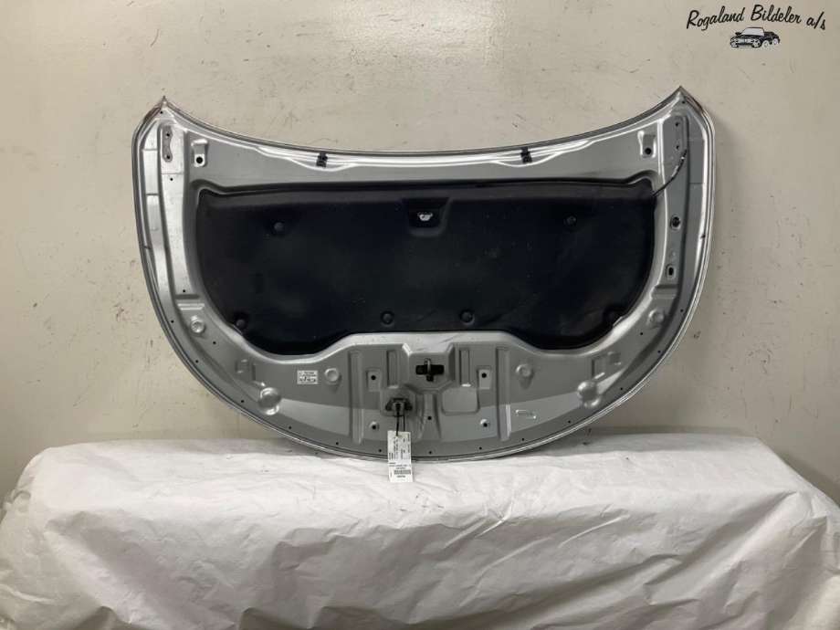 Panser til Toyota Avensis 2009-2015 (Type III, Fase 1)  (5330105040)