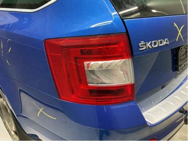 Baklykt venstre til Škoda Octavia 2013-2016 (Type III, Fase 1) (SKODA|5E9 945 111 A|)