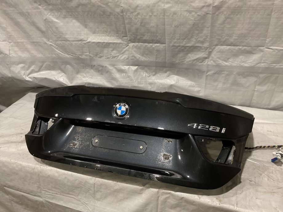 Bakluke sedan til BMW 4-Serie, 2013-2020 (F32/F33/F36) (F32/F33/F36) (BMW|41 00 7 381 193)