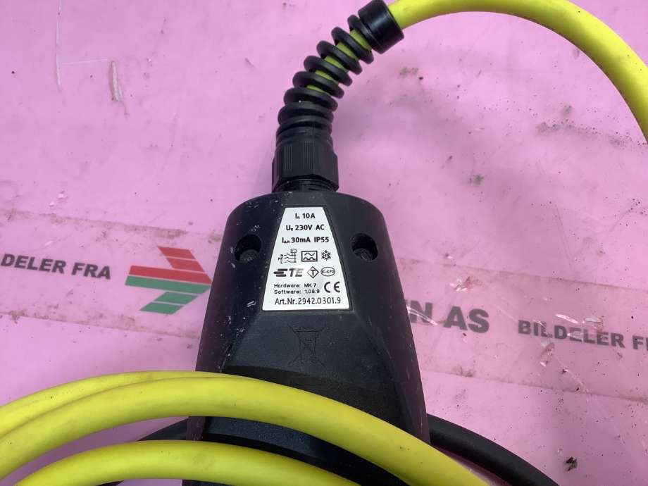 Batterilader kabel til Mini Countryman 2017-2023 (F60) (F60) (MINI|61 44 6 818 626|)
