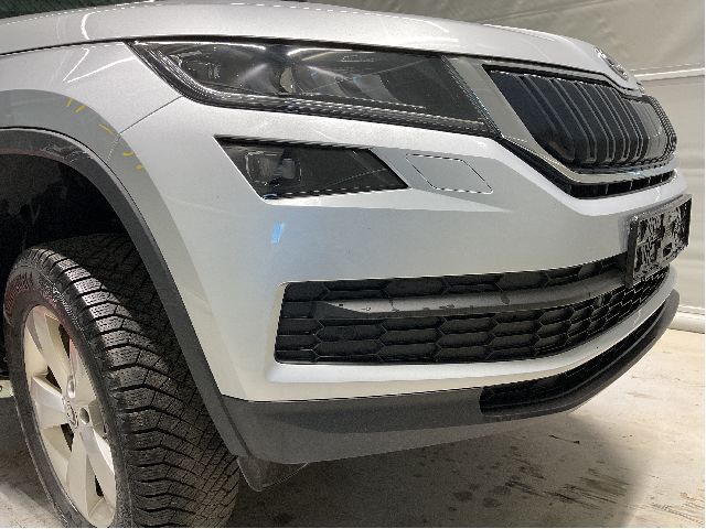 Støtfanger foran til Škoda Kodiaq, 2017-->>  (SKODA|565 807 221 A)