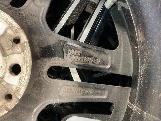 Hjulsett aluminium sommer til Mercedes C-Klasse 2018-2021 (Fase 2) (W205) (W205) (MERCEDES|A2054019500|225/45R18 95Y|5X112 ET44 NAV66;6)