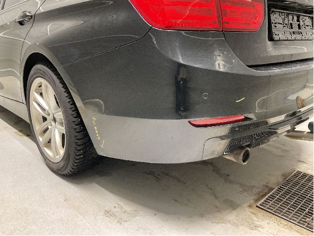 Støtfanger bak til BMW 3-Serie, 2012-2018 (F30/F31/F34) (F30/F31/F34) (BMW|51 12 7 312 733)