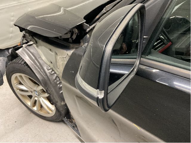 Speil venstre til BMW 3-Serie 2012-2018 (F30/F31/F34) (F30/F31/F34) (BMW|51 16 7 245 091|)