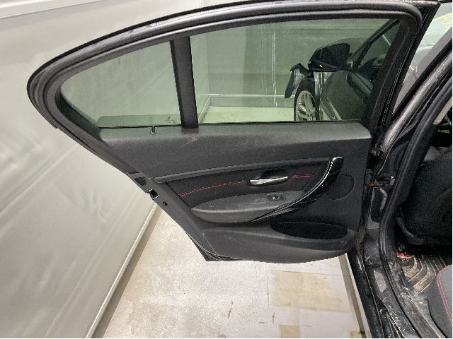 Dør venstre bak til BMW 3-Serie 2012-2018 (F30/F31/F34) (F30/F31/F34) (BMW|41 00 7 298 513|)