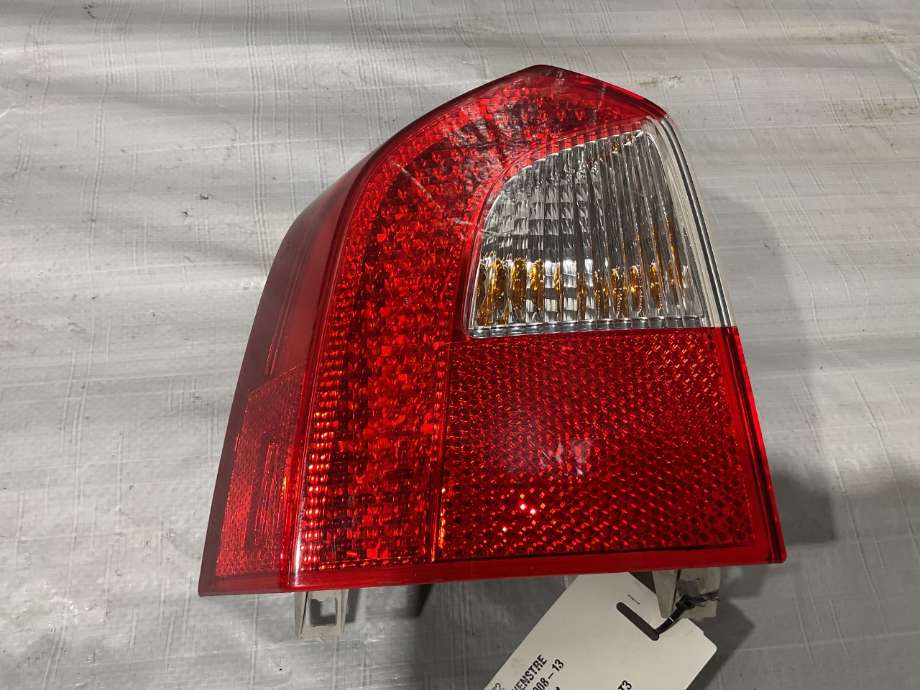 Baklykt venstre til Volvo V70, 2007-2013 (Type III, Fase 1) (VOLVO|31395072)