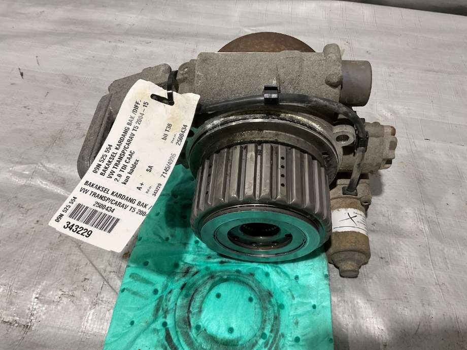 Kardang klokke bak til VW Transporter / Caravelle 2009-2015 (Fase 2) (T5) (T5) (VOLKSWAGEN|09N 525 554|)