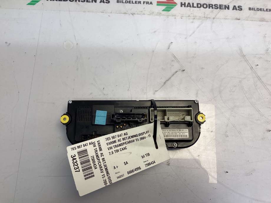 Varmeapparat betjening til VW Transporter / Caravelle 2009-2015 (Fase 2) (T5) (T5) (VOLKSWAGEN|7E5 907 047 AG|)