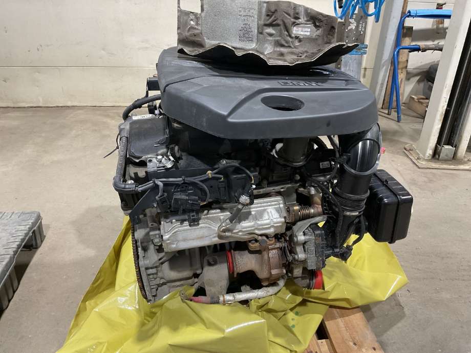 Motor diesel til BMW X3 2010-2017 (F25) (F25) (BMW|11 00 2 207 817|N47-D20C|)