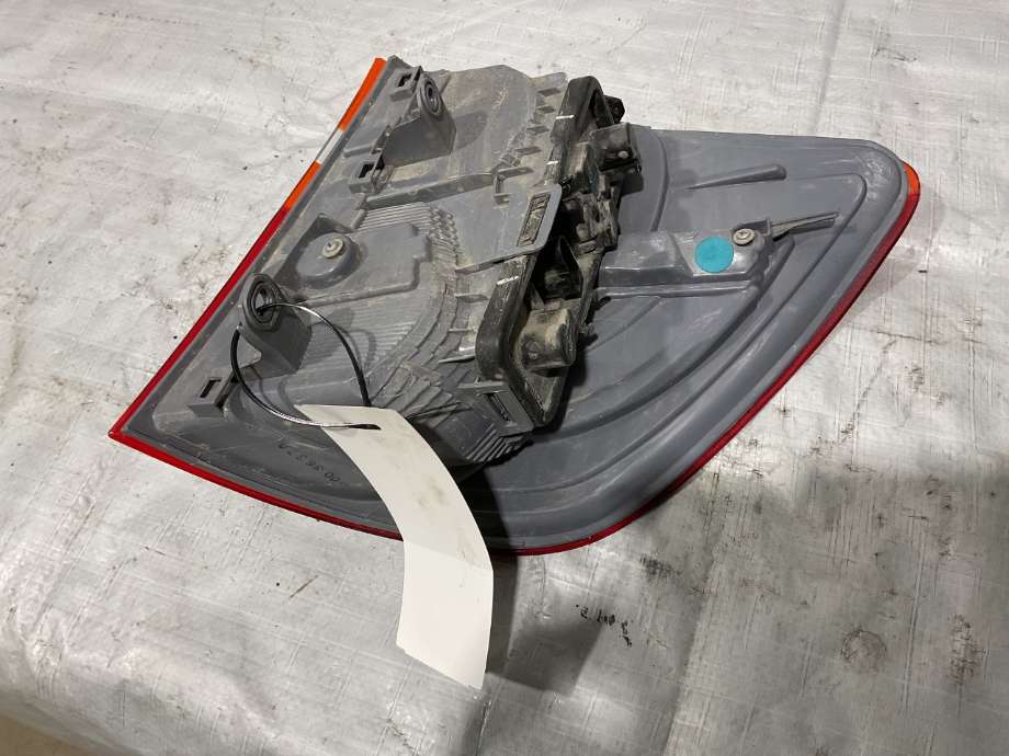 Baklykt venstre til BMW X3 2010-2017 (F25) (F25) (BMW|63 21 7 217 311|)
