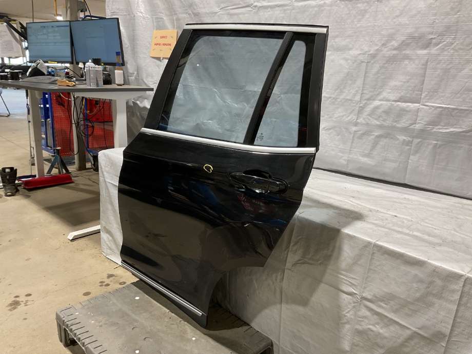 Dør venstre bak til BMW X3 2010-2017 (F25) (F25) (BMW|41 52 7 238 695|)