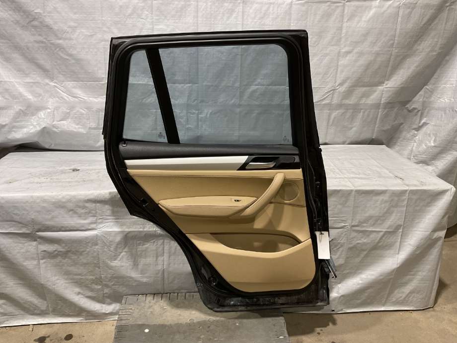 Dør venstre bak til BMW X3 2010-2017 (F25) (F25) (BMW|41 52 7 238 695|)