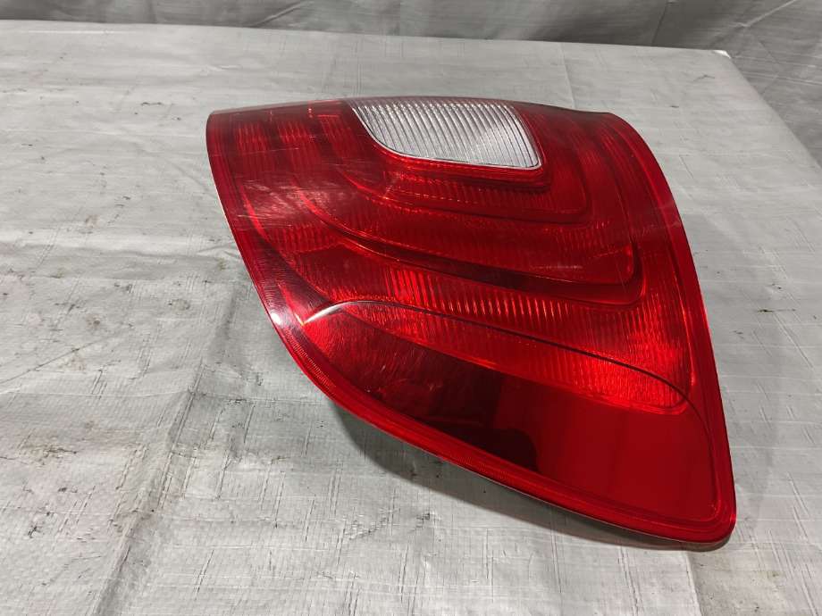 Baklykt høyre til Škoda Superb 2008-2015 (Type II)  (SKODA|3T9 945 112|)