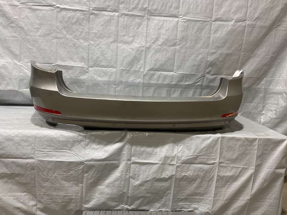 Støtfanger bak til Škoda Superb 2008-2015 (Type II)  (SKODA|3T9 807 421|)