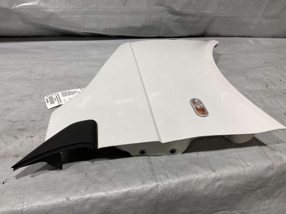 Skjerm høyre foran til VW Transporter / Caravelle 2009-2015 (Fase 2) (T5) (T5) (VOLKSWAGEN|7H0 821 102 E|)