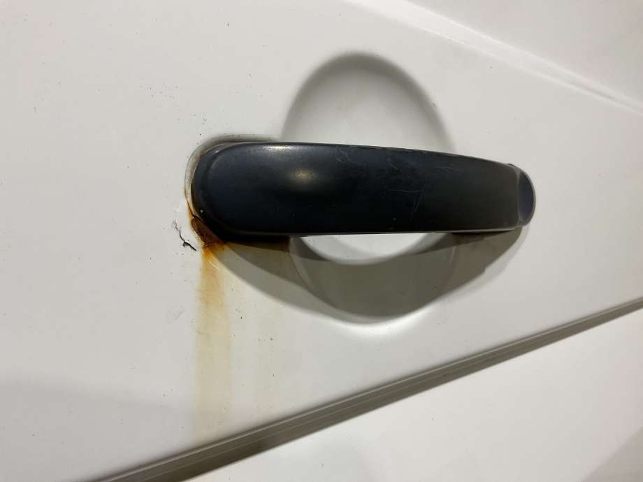 Dør venstre skyvedør til VW Transporter / Caravelle 2009-2015 (Fase 2) (T5) (T5) (VOLKSWAGEN|7LA 843 107 A|)