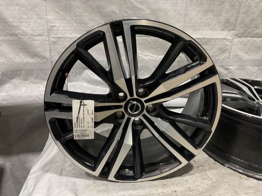 Felg aluminium til Volvo V60 / V60 CC 2018-->> (Type II) (VOLVO|32143050||1 STK ALU FELG)