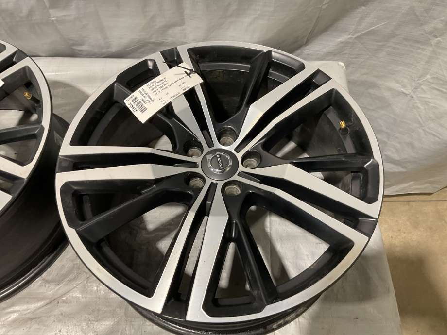 Felg aluminium til Volvo V60 / V60 CC 2018-->> (Type II) (VOLVO|32143050||1 STK ALU FELG)